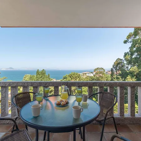 Cies Con Piscina Vigo