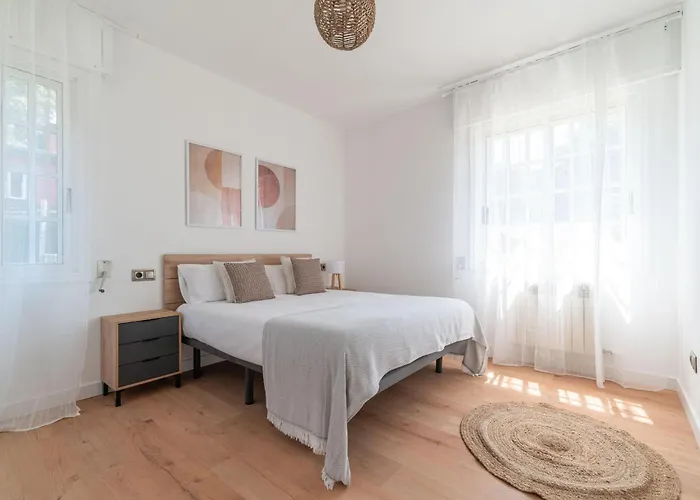 Cies Con Piscina Vila *