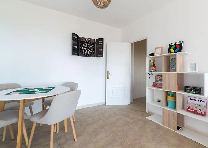 Cies Con Piscina Vila